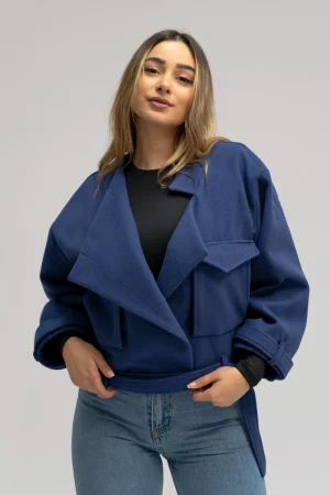 Veste courte en cachemire bleu roi ceinturée